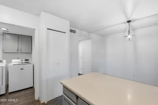 Photo #4: 7019352 Listing 