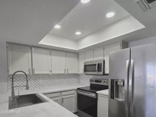 Photo #6: 7019457 Listing 