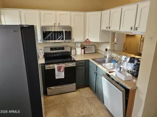 Photo #6: 7019702 Listing 