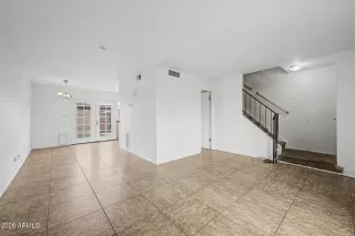 Photo #4: 7019807 Listing 