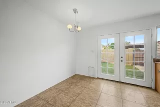 Photo #6: 7019807 Listing 