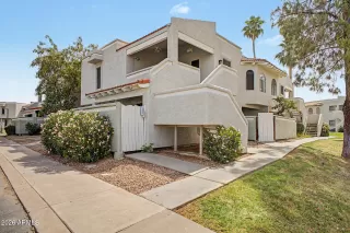 Photo #2: 7019945 Listing 