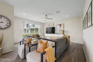 Photo #6: 7020187 Listing 