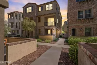 Photo #1: 7020290 Listing 