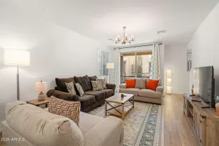 Photo #5: 7020290 Listing 