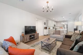 Photo #6: 7020290 Listing 