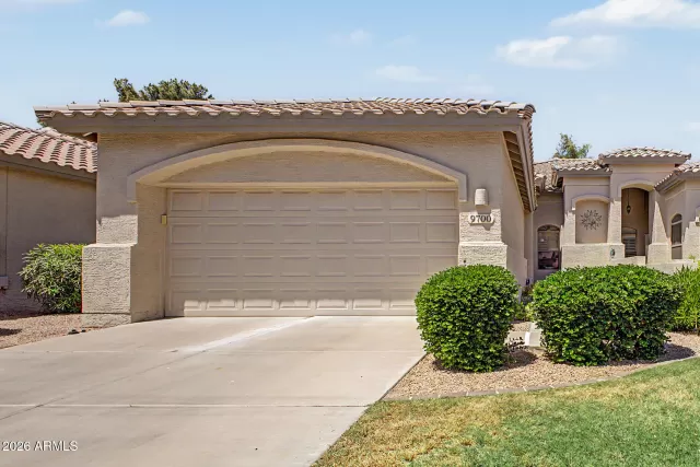 MLS: 7020300 Condo For Sale