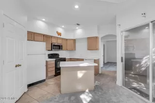 Photo #1: 7020496 Listing 