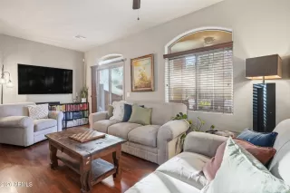 Photo #3: 7020837 Listing 