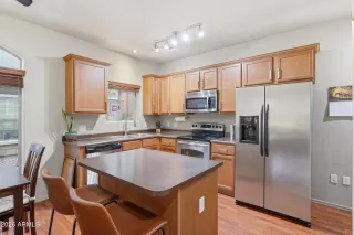 Photo #6: 7020837 Listing 