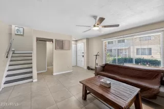 Photo #6: 7020919 Listing
