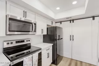 Photo #4: 7021099 Listing 