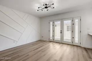 Photo #5: 7021099 Listing 