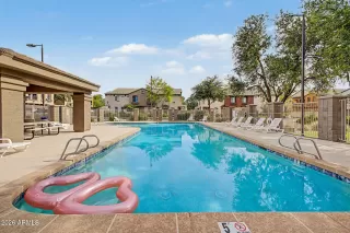 Photo #4: 7021422 Listing 