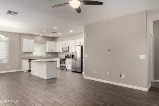 Photo #3: 7021667 Listing 