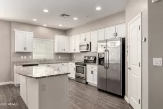 Photo #6: 7021667 Listing 