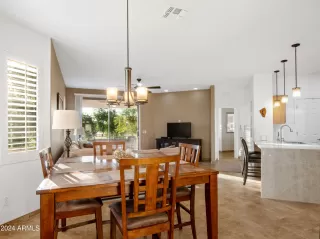Photo #5: 7021828 Listing 