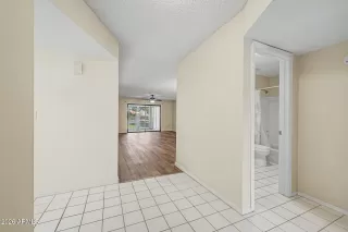 Photo #4: 7021834 Listing 