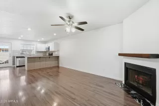 Photo #6: 7021906 Listing 