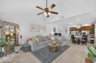 Photo #1: 7021952 Listing 