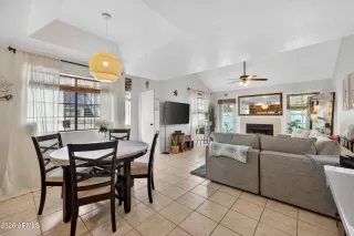 Photo #2: 7021952 Listing 