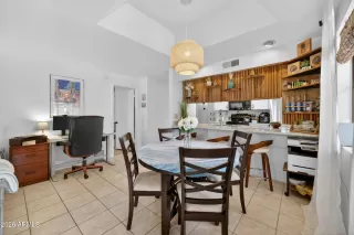 Photo #3: 7021952 Listing 