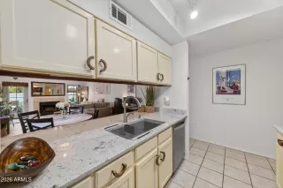 Photo #6: 7021952 Listing 