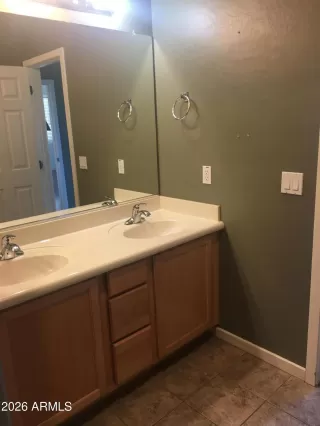 Photo #4: 7022260 Listing 