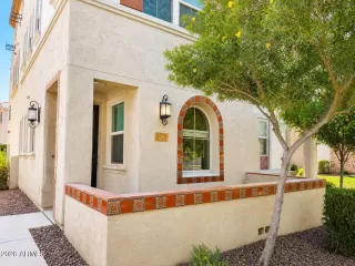 Photo #1: 7022351 Listing 
