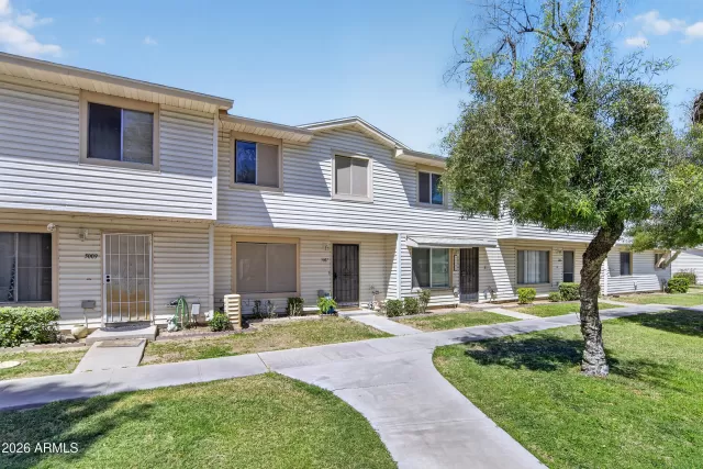 MLS: 7022724 Condo For Sale