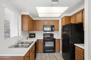 Photo #6: 7022846 Listing 