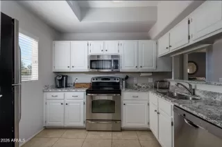Photo #1: 7022967 Listing 
