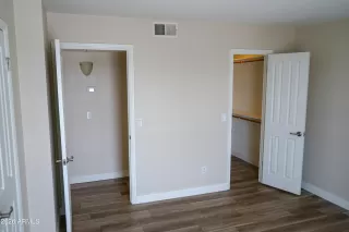 Photo #5: 7023580 Listing 