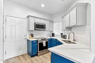 Primary Photo for MLS#: 7023875