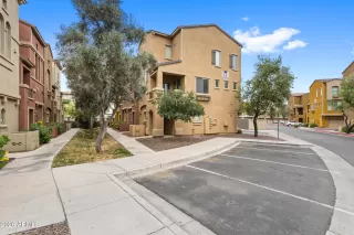 Photo #1: 7023965 Listing 