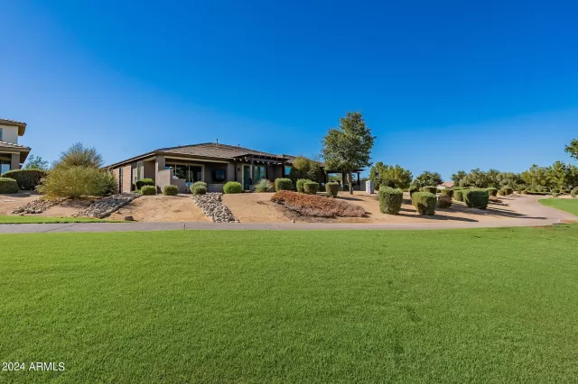 MLS: 7024649 Condo For Sale