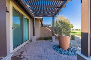 Photo #2: 7024649 Listing 