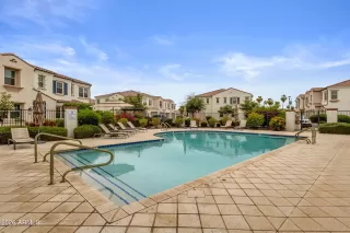 Photo #2: 7024699 Listing 