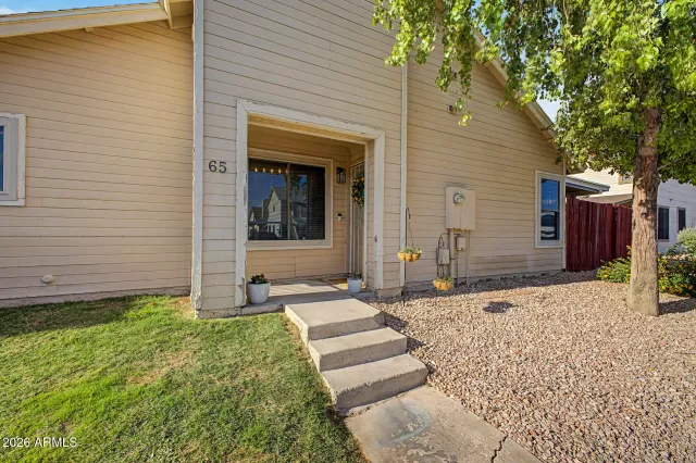 MLS: 7024749 Condo For Sale