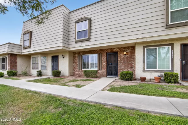 MLS: 7025090 Condo For Sale