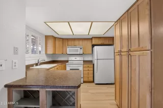 Photo #4: 7025090 Listing 