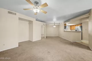 Photo #4: 7025100 Listing 