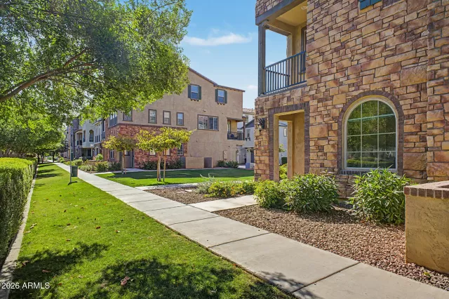 MLS: 7025661 Condo For Sale