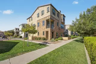 Photo #2: 7025661 Listing 