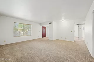 Photo #6: 7025669 Listing 