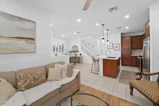 Photo #6: 7026023 Listing