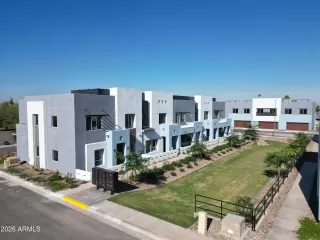 Photo #1: 7026075 Listing 