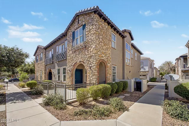 MLS: 7026375 Condo For Sale