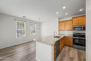 Photo #4: 7026375 Listing