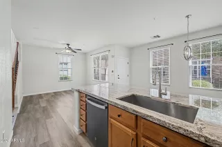Photo #5: 7026375 Listing